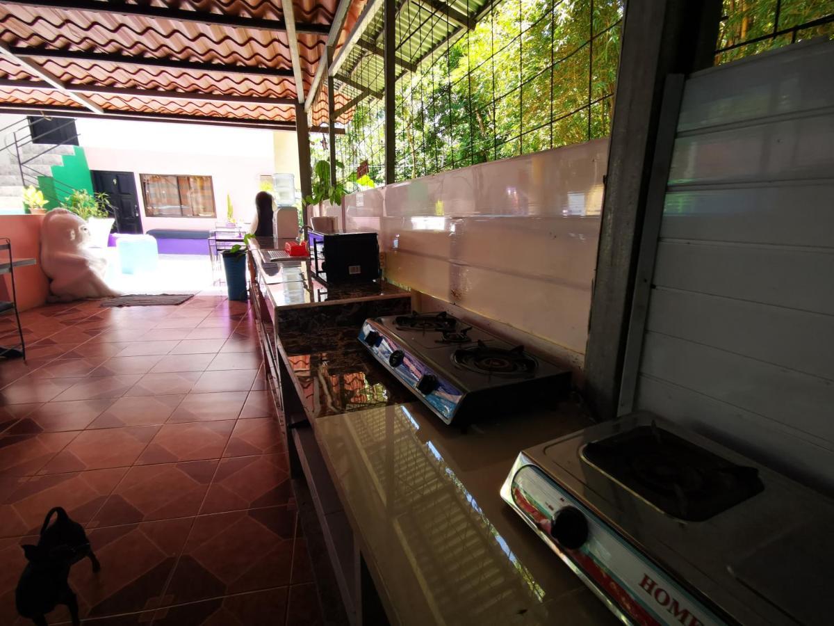 Готель Cabinas Cafe Del Mar Мануель-Антоніо Екстер'єр фото