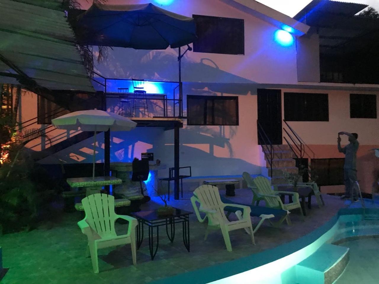Готель Cabinas Cafe Del Mar Мануель-Антоніо Екстер'єр фото